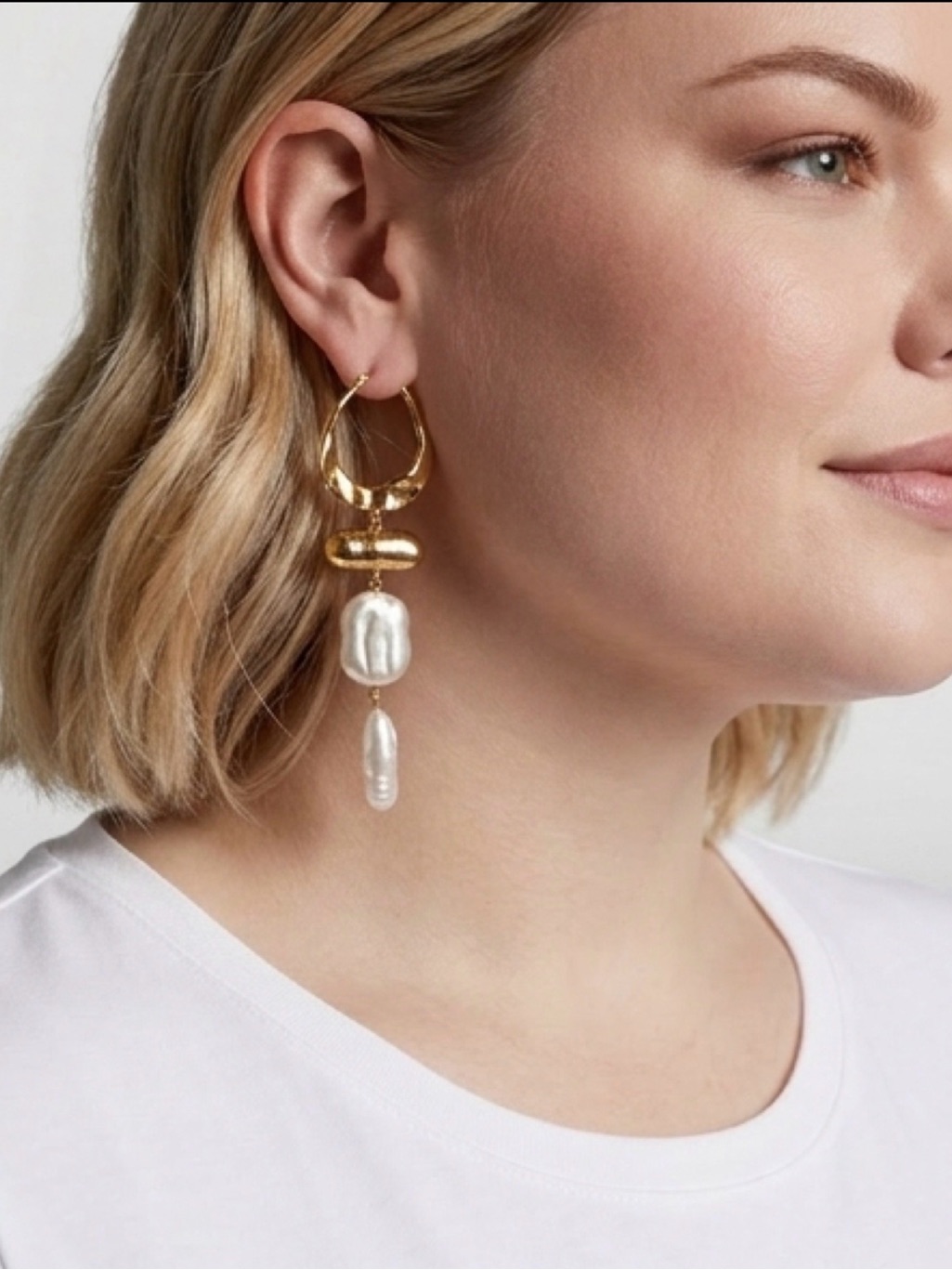 Real Pearls 18k Gold Plated Earrings.